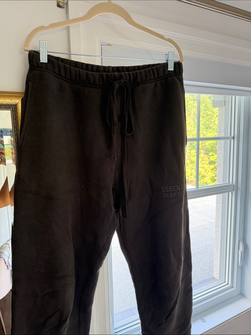 Essentials fear of god brown sweatpants